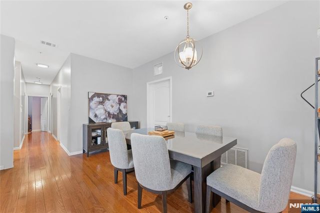 511 Brittany Drive, Wayne, NJ 07470