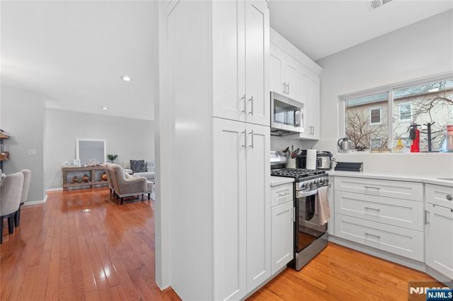 511 Brittany Drive, Wayne, NJ 07470