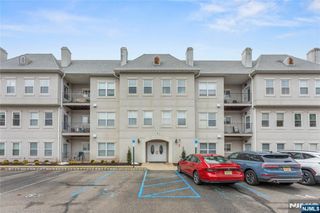 511 Brittany Drive, Wayne, NJ 07470