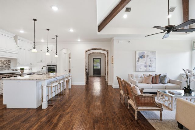 5301 Pradera Court, Benbrook, TX 76126