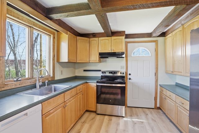 504 Great Rd, Littleton, MA 01460