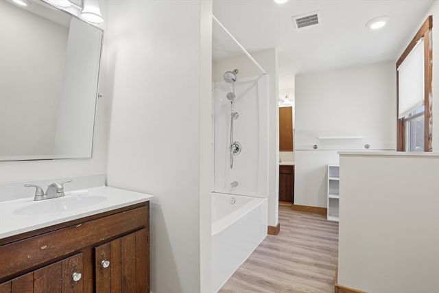 504 Great Rd, Littleton, MA 01460