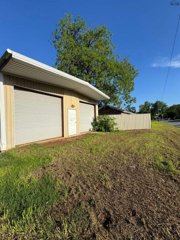 2016 WILSON AVENUE, Wichita Falls, TX 76301