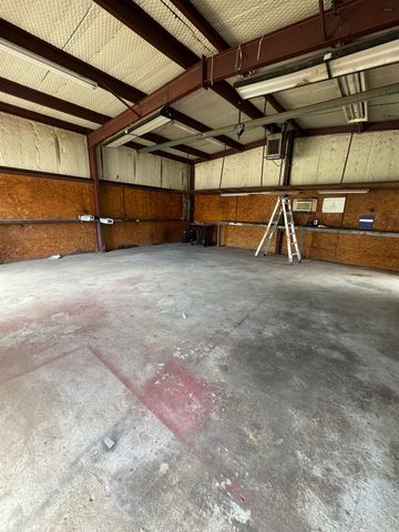 2016 WILSON AVENUE, Wichita Falls, TX 76301