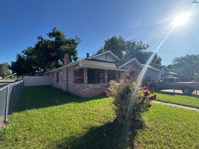 2016 WILSON AVENUE, Wichita Falls, TX 76301