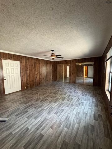 2016 WILSON AVENUE, Wichita Falls, TX 76301