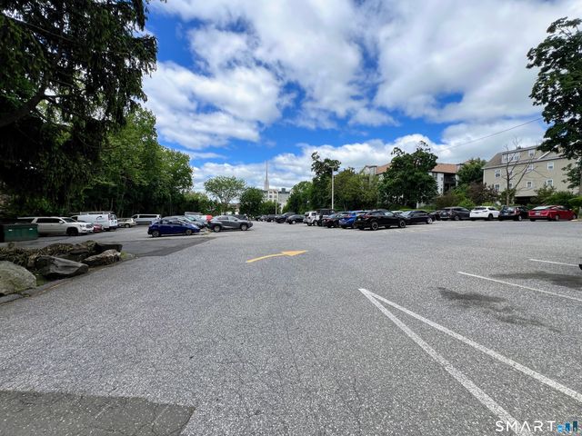 70 Strawberry Hill Avenue D-GR9, Stamford, CT 06902