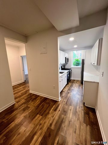 70 Strawberry Hill Avenue D-GR9, Stamford, CT 06902