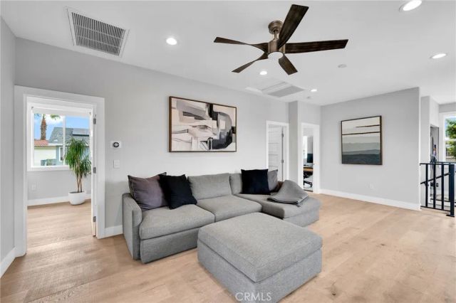 1776 Cable Street, San Diego, CA 92107