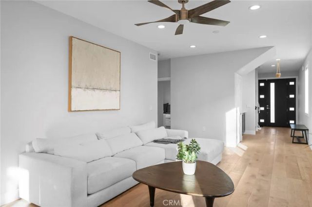 1776 Cable Street, San Diego, CA 92107