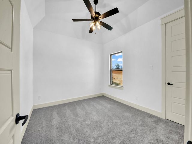 10016 Valley Oak Way, Springtown, TX 76082