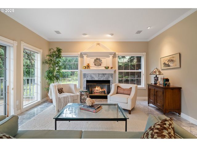 5150 Nw VALLEY Ct, Camas, WA 98607