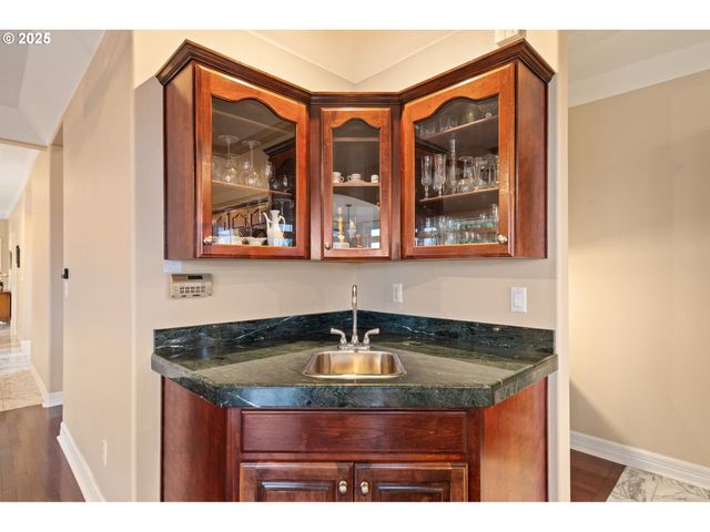 5150 Nw VALLEY Ct, Camas, WA 98607