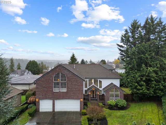 5150 Nw VALLEY Ct, Camas, WA 98607