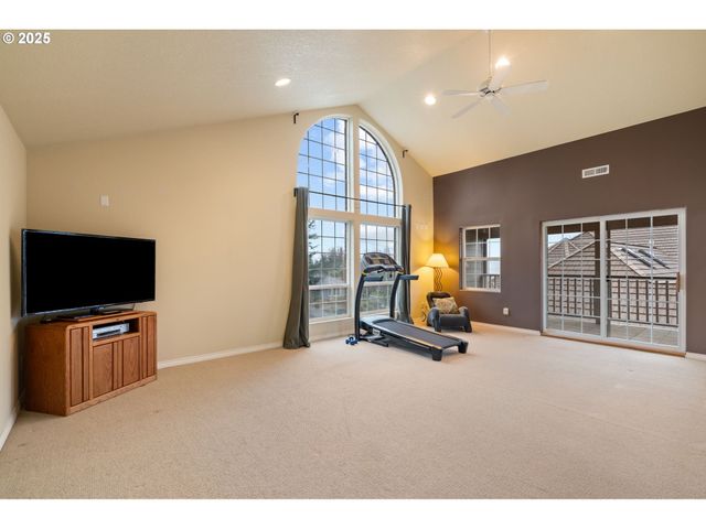 5150 Nw VALLEY Ct, Camas, WA 98607