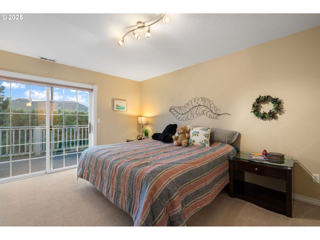 5150 Nw VALLEY Ct, Camas, WA 98607