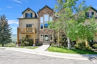 5063 E LAKEVIEW DR #1001, Eden, UT 84310