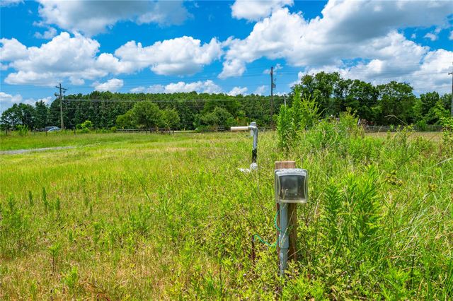 164 County Road 676, Dayton, TX 77535