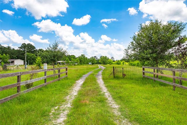 164 County Road 676, Dayton, TX 77535