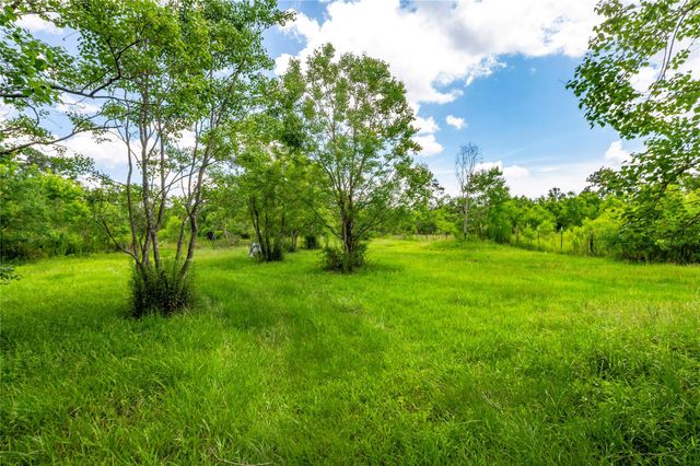 164 County Road 676, Dayton, TX 77535