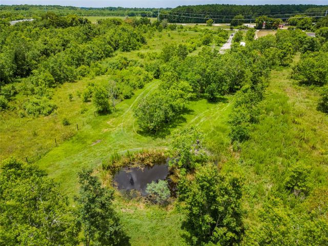 164 County Road 676, Dayton, TX 77535