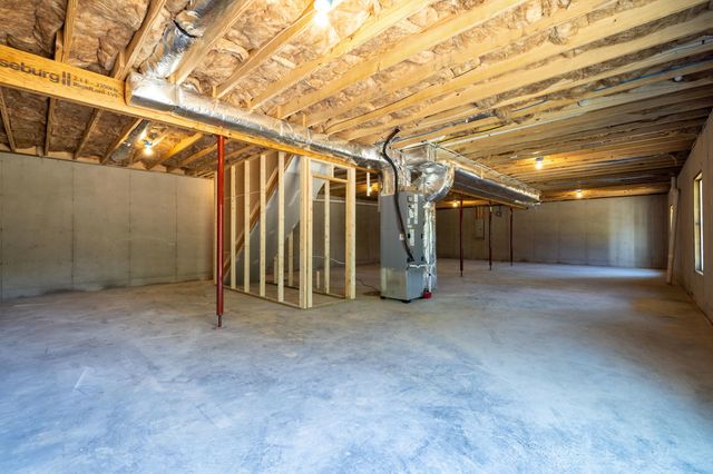 16854 E SUMMIT AVE, Elkton, VA 22827