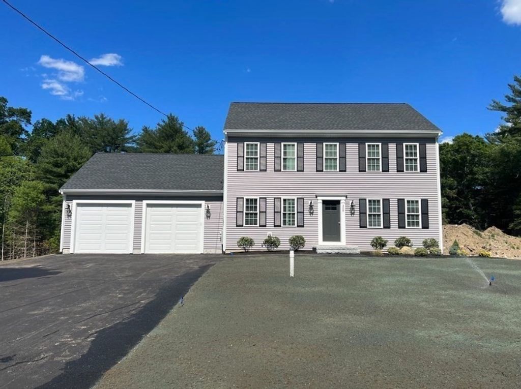 308 Old Center Street, Middleboro, MA 02346