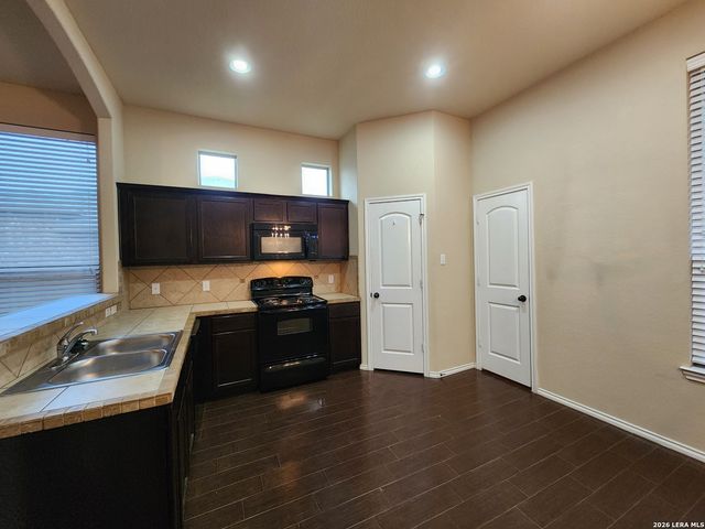 303 rosalie, New Braunfels, TX 78130