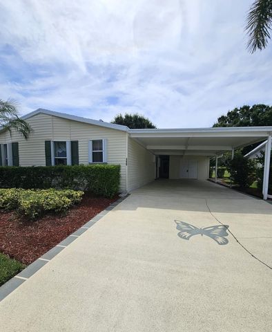 3229 Scarlet Tanager Court, Port St. Lucie, Port St Lucie, FL 34952