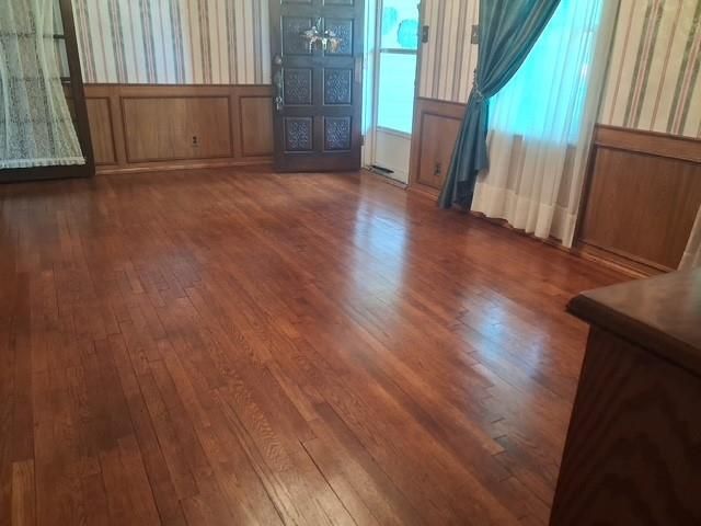 1116 Southampton Street, Angleton, TX 77515