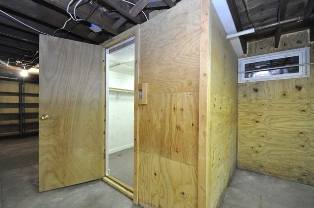 463 W Union St, East Bridgewater, MA 02333