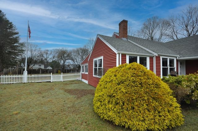 463 W Union St, East Bridgewater, MA 02333