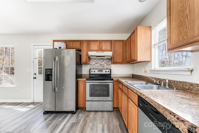 501 Woodington Lane, Charlotte, NC 28214