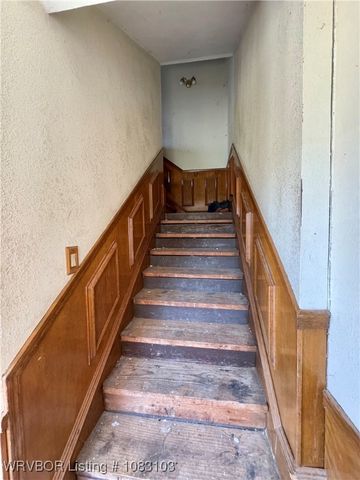 57705 Lenox Place, Muse, OK 74949