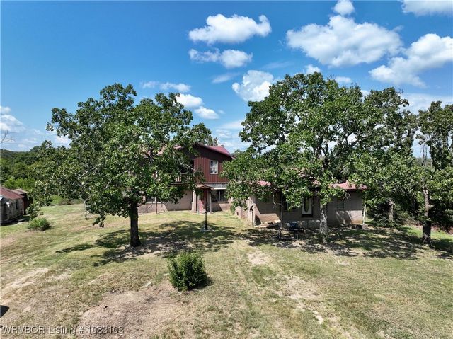 57705 Lenox Place, Muse, OK 74949