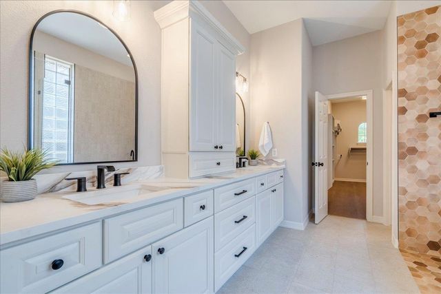 1109 Hillridge DR, Round Rock, TX 78665