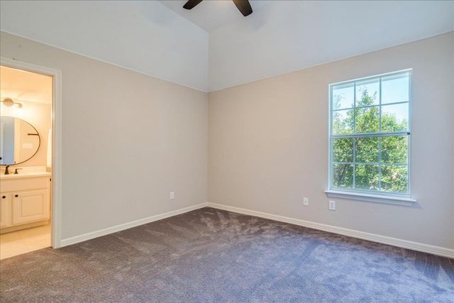 1109 Hillridge DR, Round Rock, TX 78665