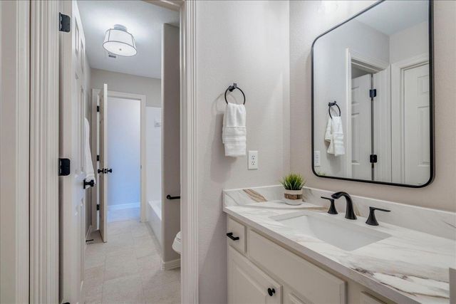 1109 Hillridge DR, Round Rock, TX 78665