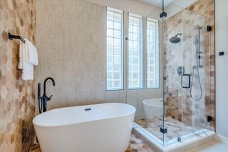 1109 Hillridge DR, Round Rock, TX 78665