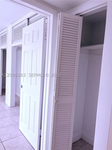 7410 SW 82nd St K210, Miami, FL 33143