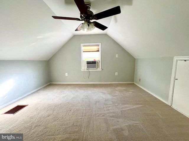 7208 TYLER AVE, Falls Church, VA 22042