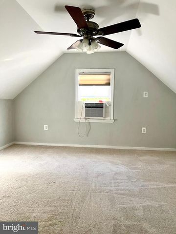 7208 TYLER AVE, Falls Church, VA 22042