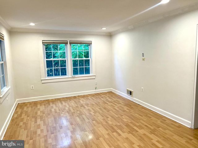 7208 TYLER AVE, Falls Church, VA 22042