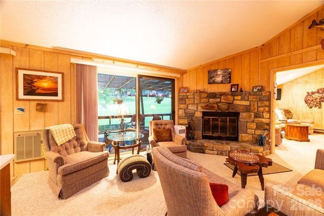 107 Grassy Gap Loop Road, Beech Mountain, NC 28604
