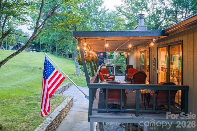 107 Grassy Gap Loop Road, Beech Mountain, NC 28604