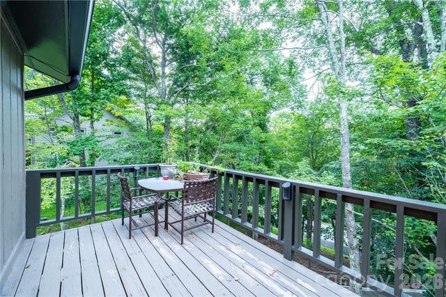 107 Grassy Gap Loop Road, Beech Mountain, NC 28604