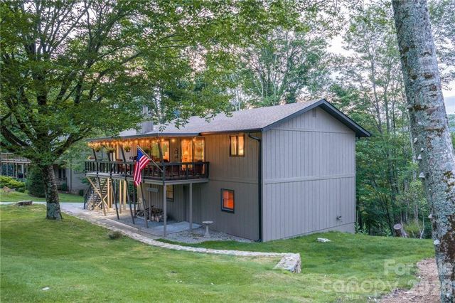 107 Grassy Gap Loop Road, Beech Mountain, NC 28604