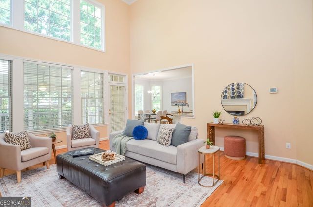 2217 Dunbar Trail SE, Smyrna, GA 30080