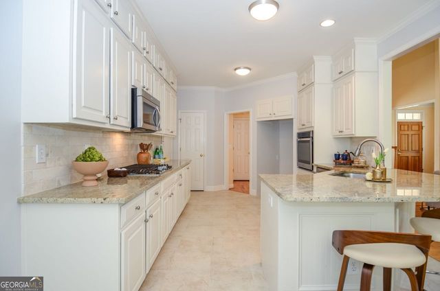 2217 Dunbar Trail SE, Smyrna, GA 30080