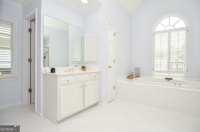 2217 Dunbar Trail SE, Smyrna, GA 30080